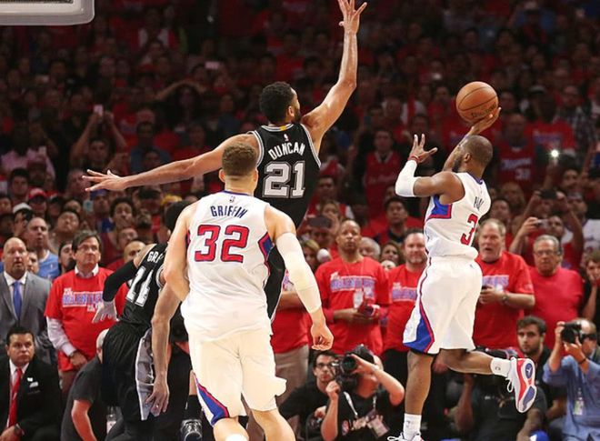 上海队绝杀江苏队,保罗状态火热 上海队绝杀江苏队,保罗状态火热